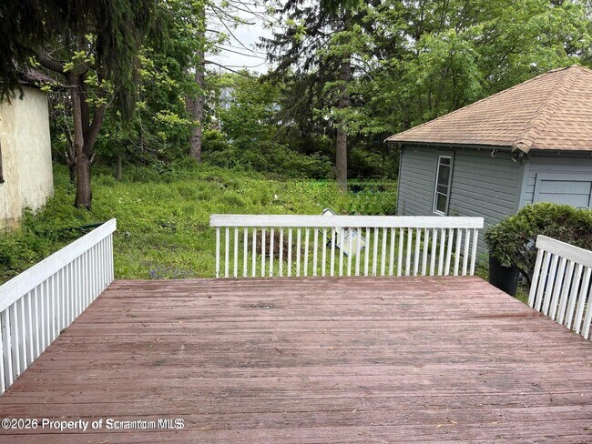 Building Photo - 9 Front St