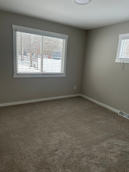 Bedroom 2 - 605 N Grove St