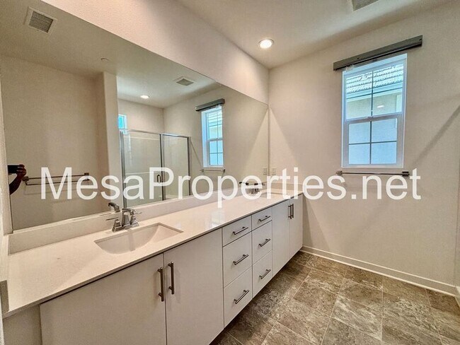 Building Photo - 7031 Aloe Ln