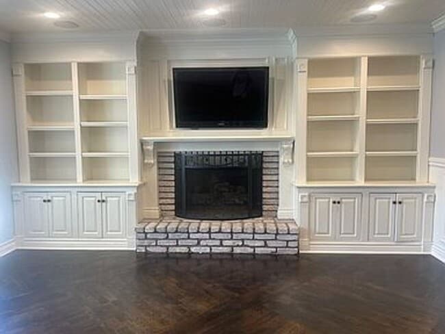 Building Photo - Westlake Village First Neighborhood Cul-De-Sac Home ** Non-Smoking Home/Property**