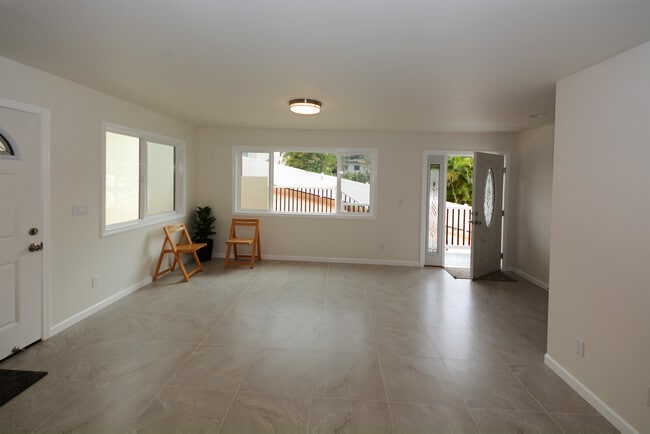 Building Photo - 4494 Sierra Dr