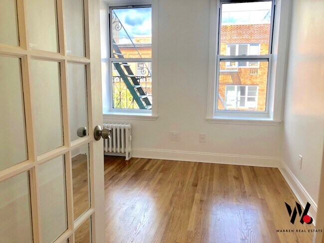 Primary Photo - EAST 9 STREET