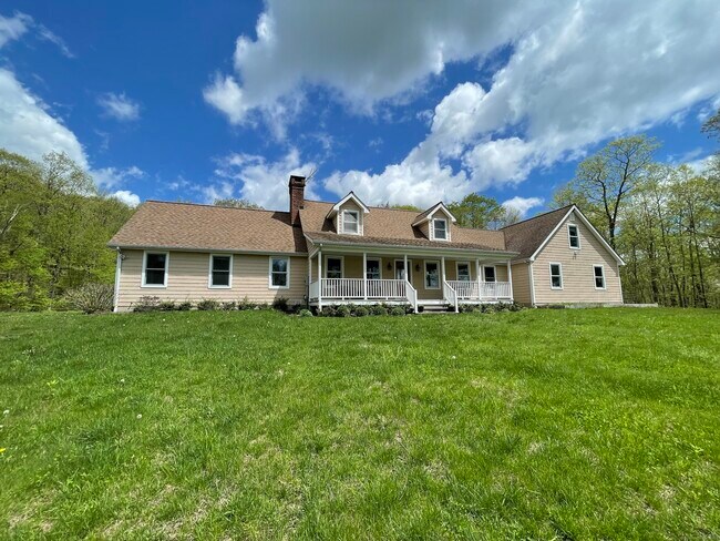 Primary Photo - 170 Rabbit Hill Rd