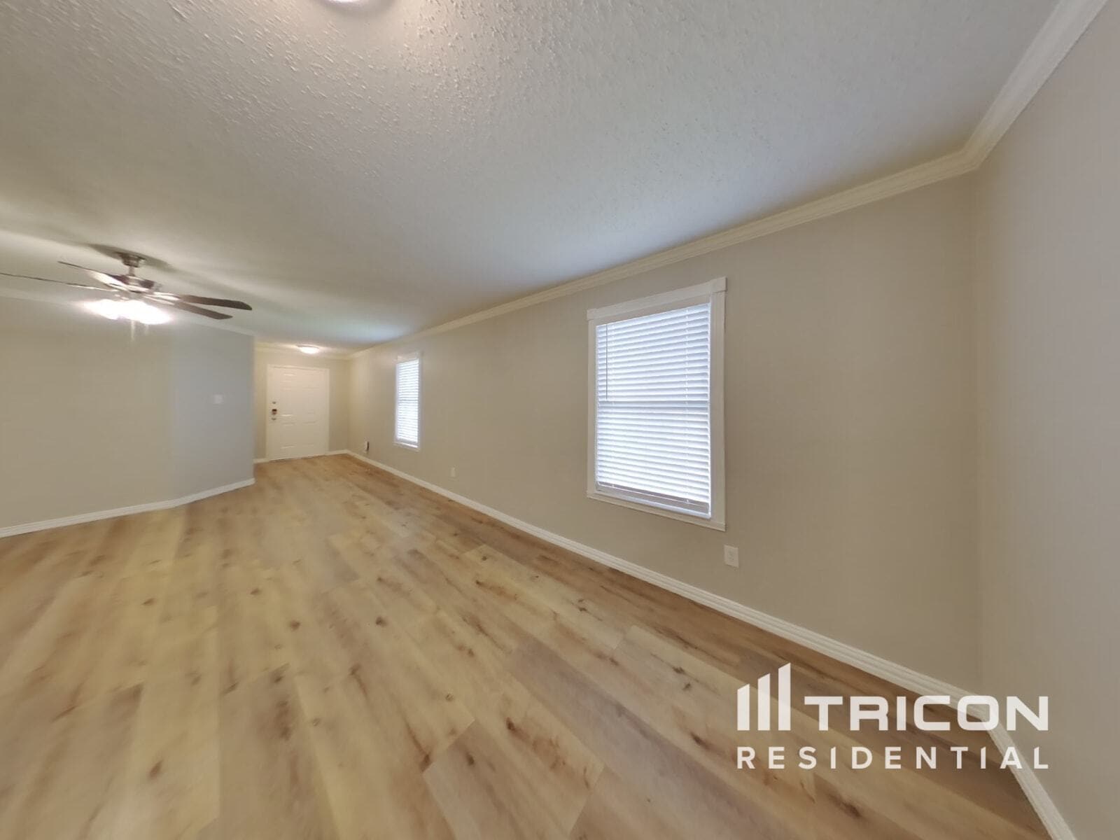 Building Photo - 8009 Mosstree Dr