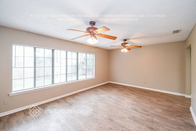 Building Photo - 8104 Kilwinning Ln