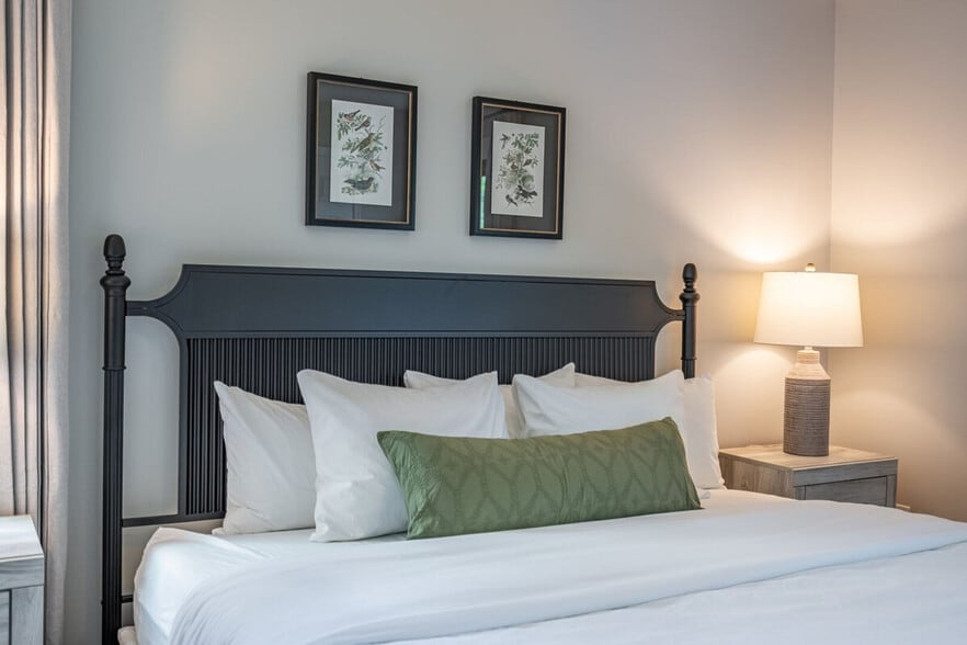 Building Photo - 25 Jennifer Ln