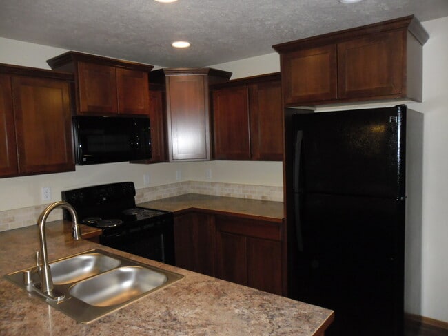 Building Photo - 502 S Margaret Ave