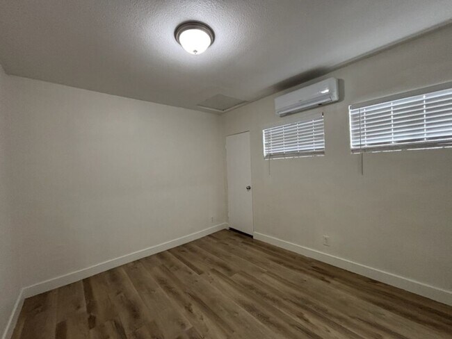 Building Photo - 4048 Tenth St