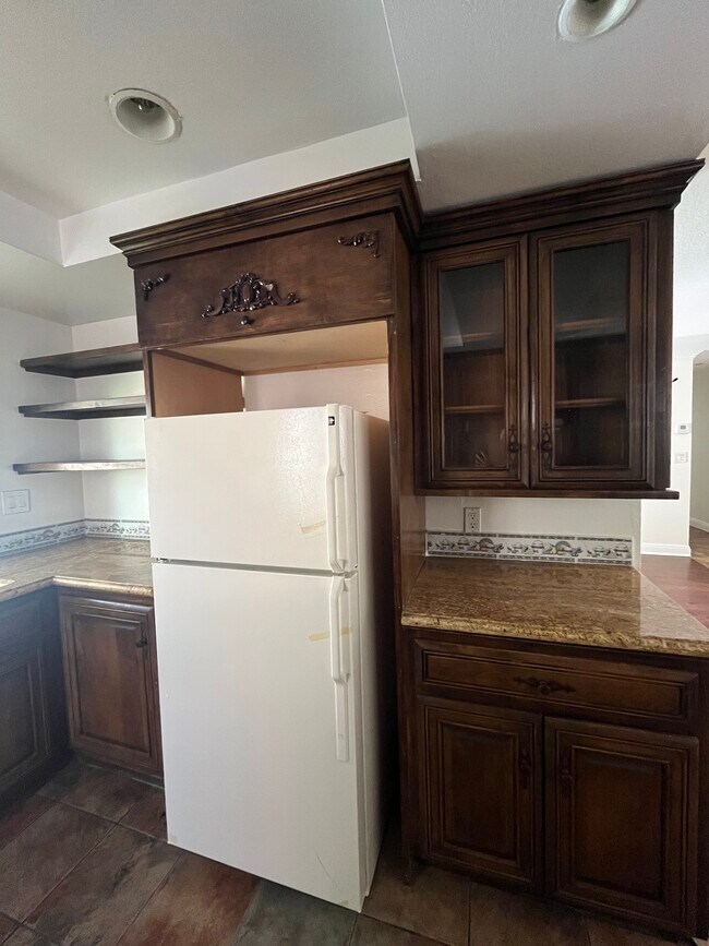 Building Photo - 12727 Shenley St