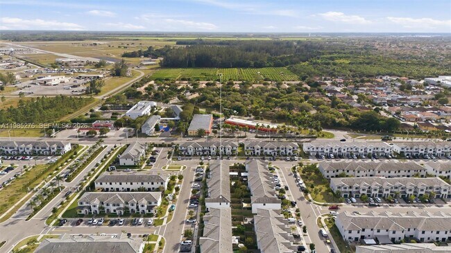 Building Photo - 28702 SW 133rd Ct