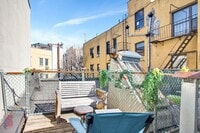 Building Photo - 411 E 12th St