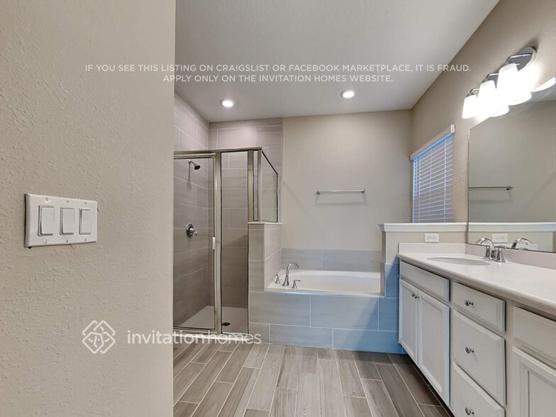 Building Photo - 7991 Thyme Trl