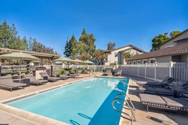 Building Photo - Haven Poway