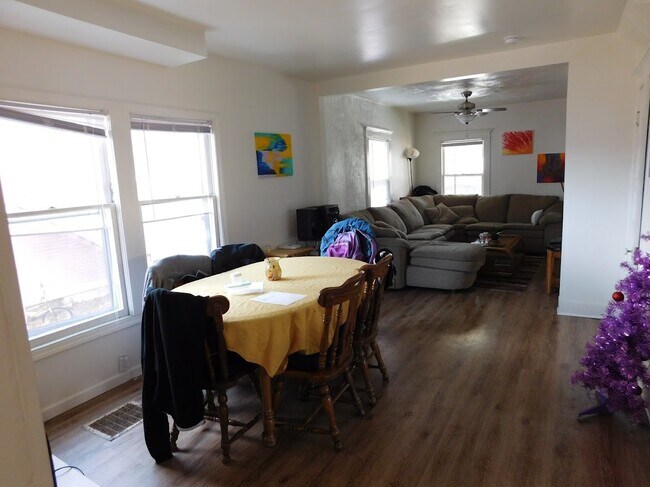 Great Eating Area - 429 Stanwood St