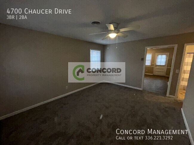 Building Photo - 4700 Chaucer Dr