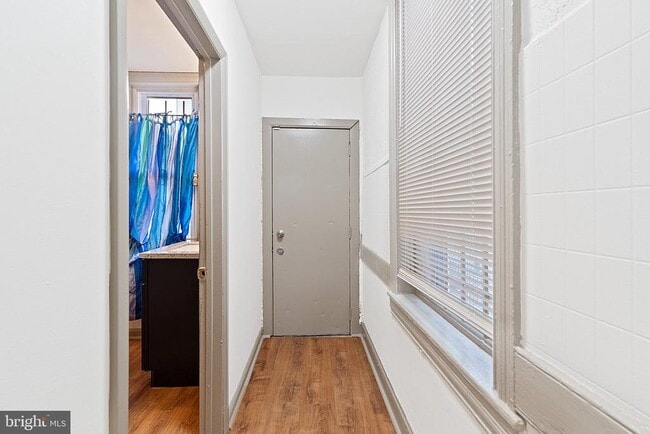 Building Photo - 2118 N Carlisle St