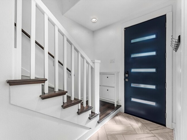 Building Photo - 3421 Gillespie St