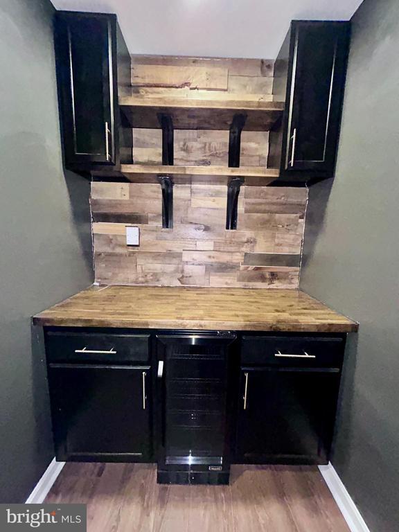 Building Photo - 1206 Eastover Pkwy