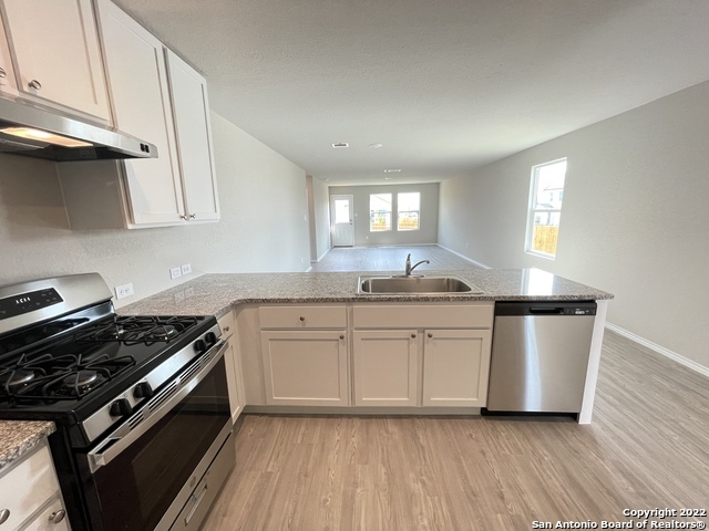 Building Photo - 10555 Varmus Dr