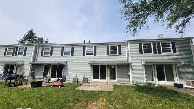 Building Photo - W150S7036 Cornell Cir