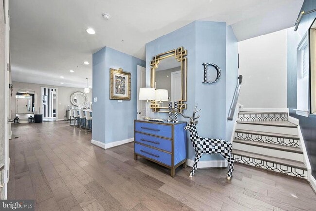 Building Photo - 607 Somerstown St