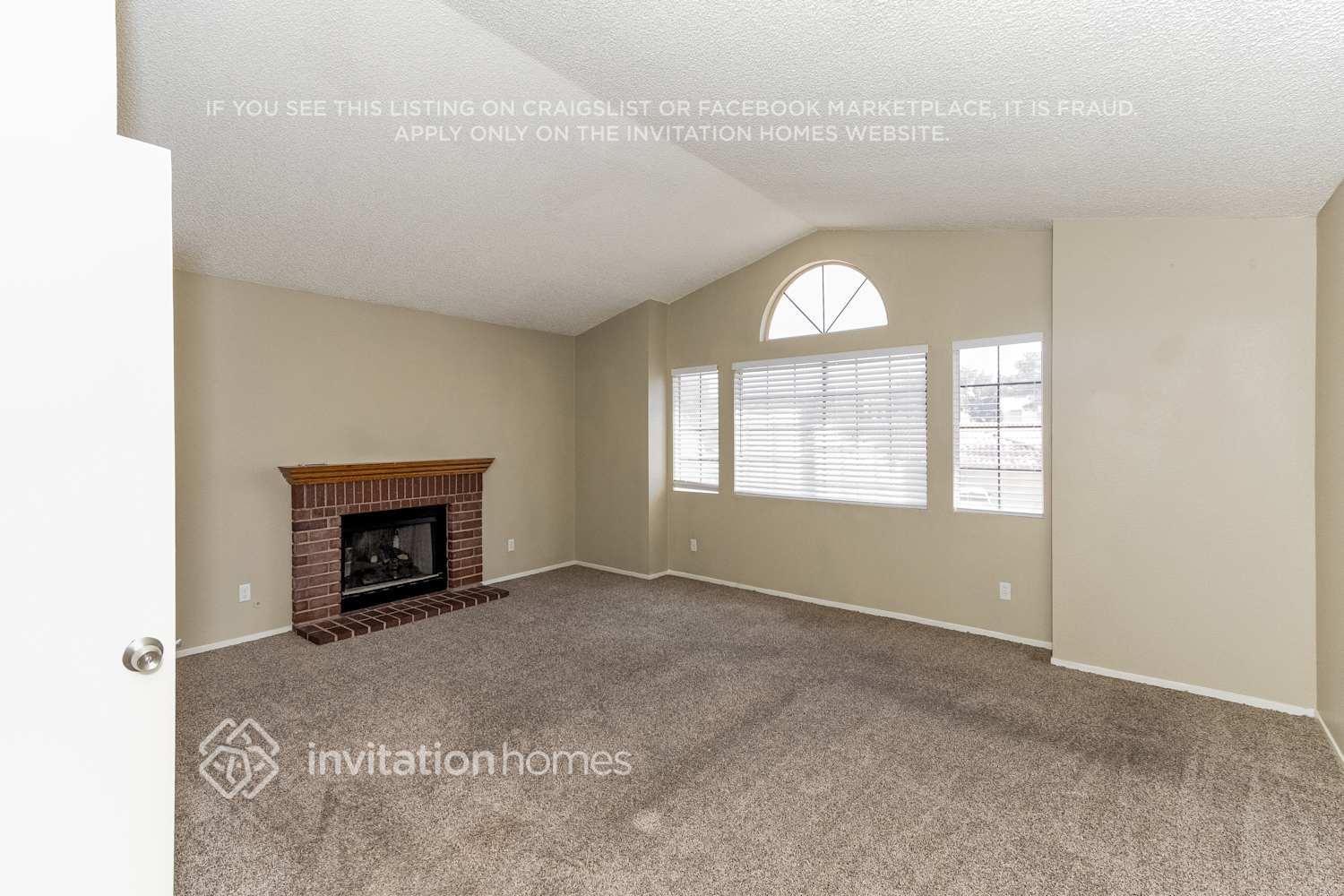 Building Photo - 371 Bradford Dr