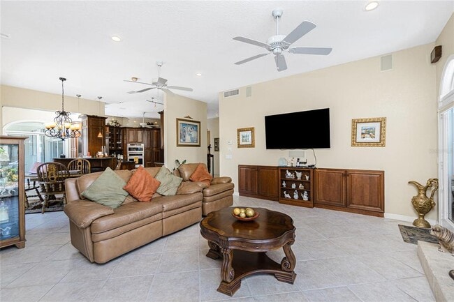 Building Photo - 202 George Rd SE