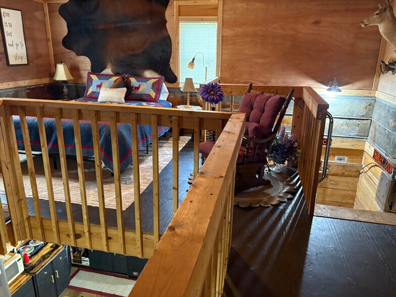 Building Photo - 1305 Wild Rd