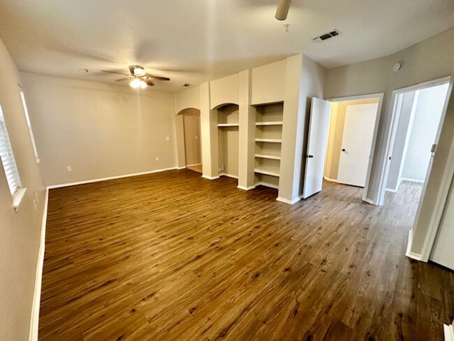 Building Photo - Lake Mary - 1 Bedroom, 1 Bathroom – $1,495.00