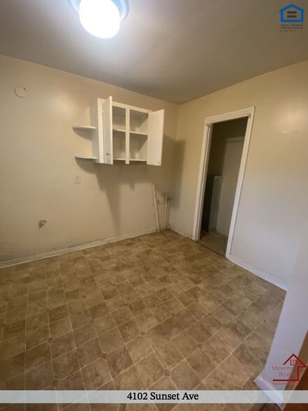 Building Photo - 4102 Sunset Ave