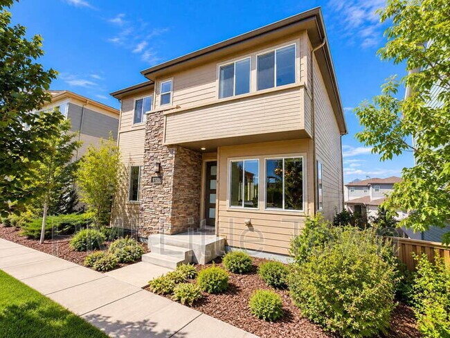 Building Photo - 9785 Dunning Cir