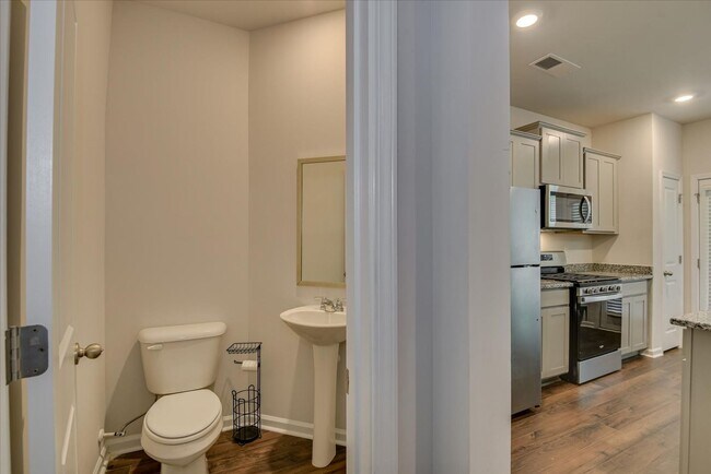 Building Photo - 846 Quaint Parish Cir