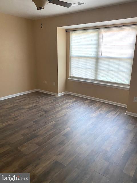 Building Photo - 6 Banyan Wood Ct