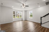 Building Photo - 7131 Beaumont Place