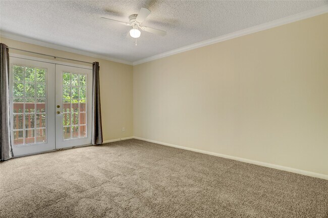 Building Photo - 2253 Triway Ln
