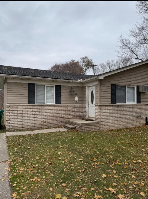 Building Photo - 1054 Fred W Moore Hwy