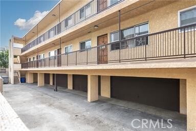 Building Photo - 2312 Vanderbilt Ln