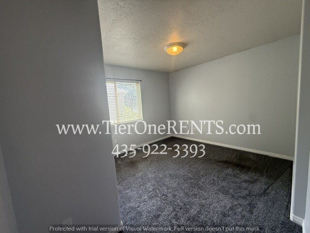 Building Photo - NO DEPOSIT option available for qualified renters with Obligo
