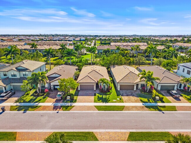 Building Photo - 8359 Hanoverian Dr