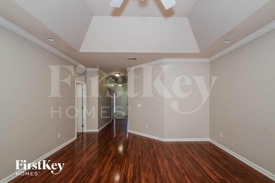 Building Photo - 4297 Hathaway Ln