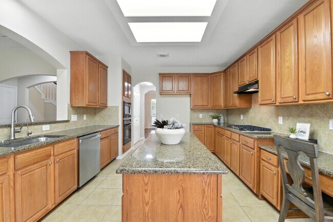 Building Photo - 6538 Ivy Heath Ln