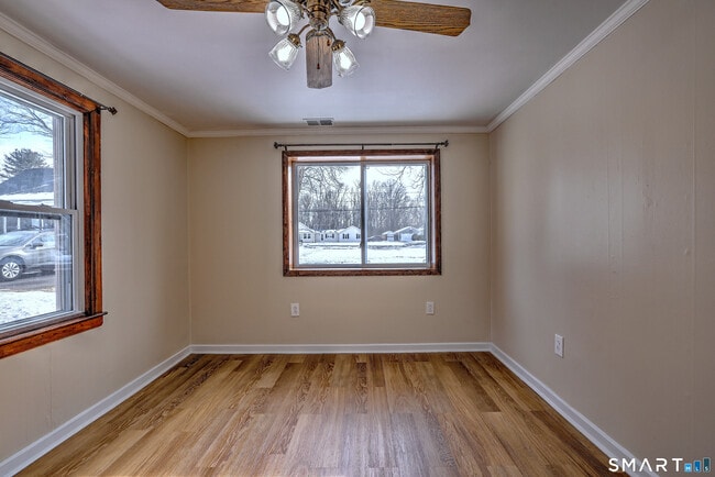 Building Photo - 127 Mulberry St