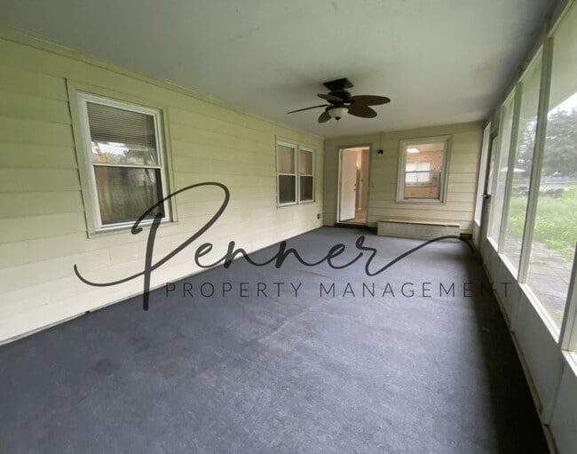 Building Photo - 1212 W 26th St S