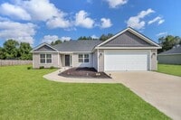 Building Photo - AVAILABLE MID-APRIL 2026! (Pet Friendly)