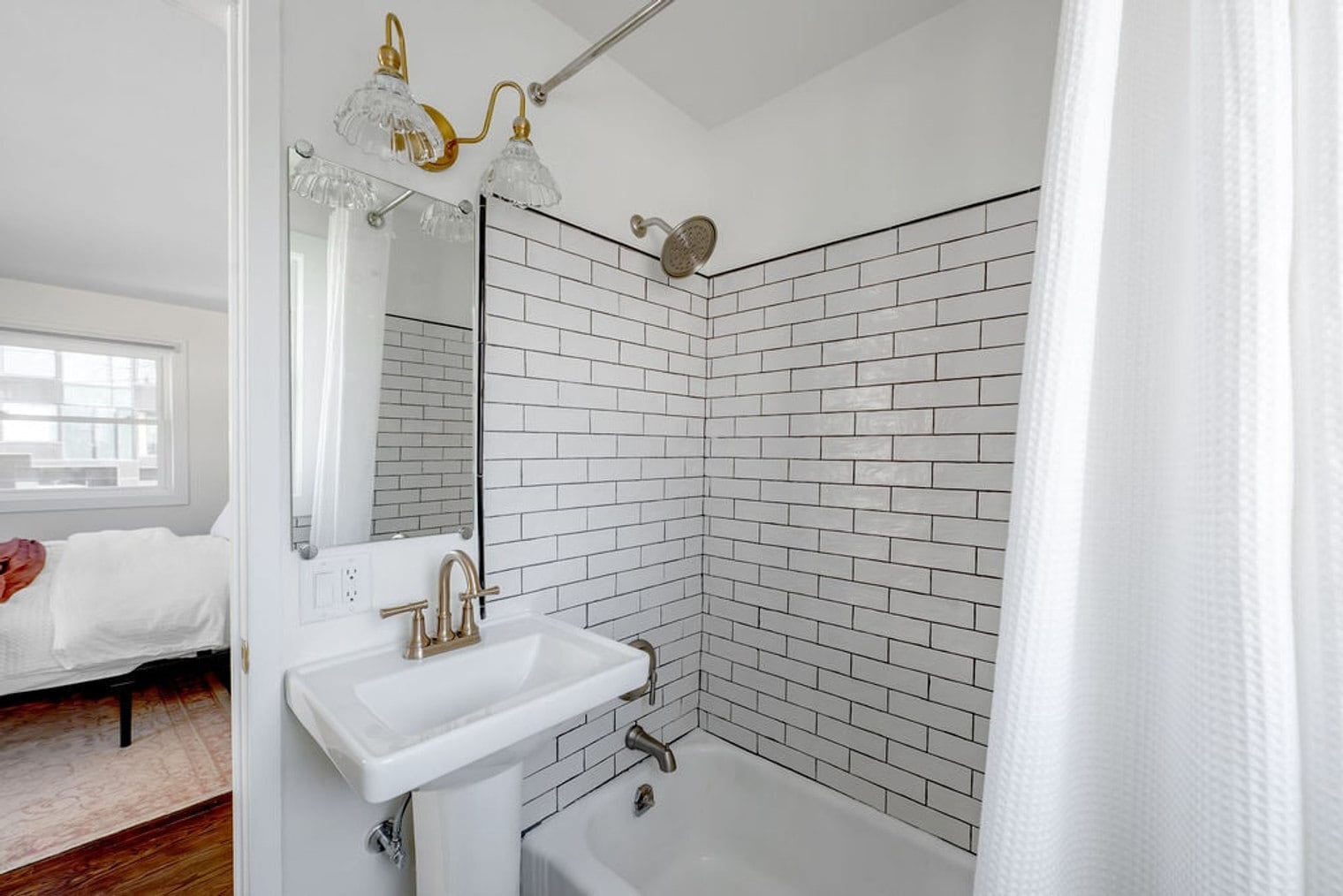 Building Photo - 202 S Henry St