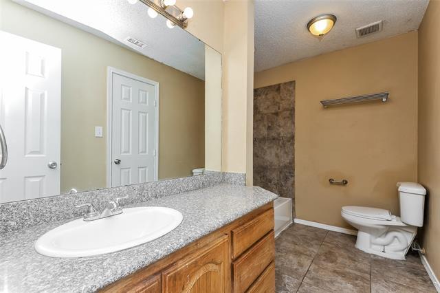 Building Photo - 1207 Cardinal Oaks Dr