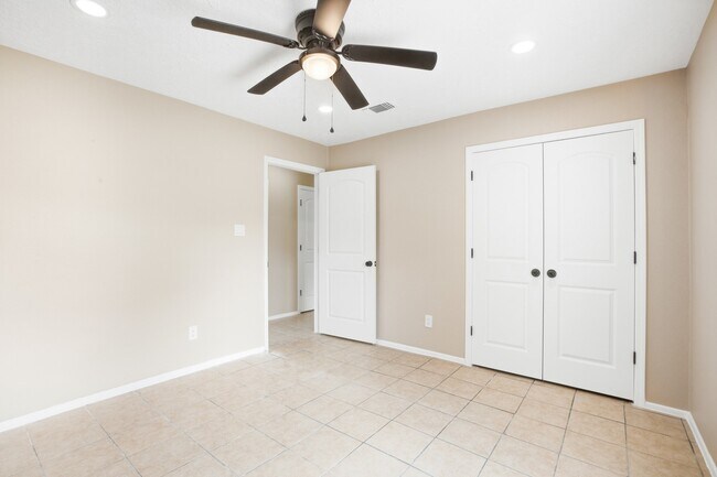 Building Photo - 10506 Stockman Ln