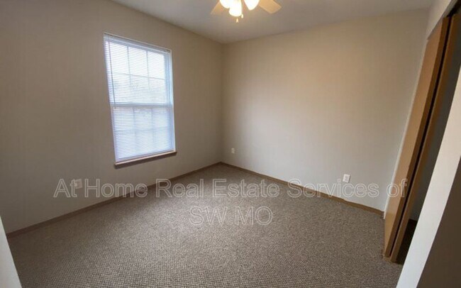 Building Photo - 858 S Campbell Ave