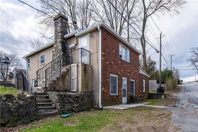 Building Photo - 45 Morrissey Dr