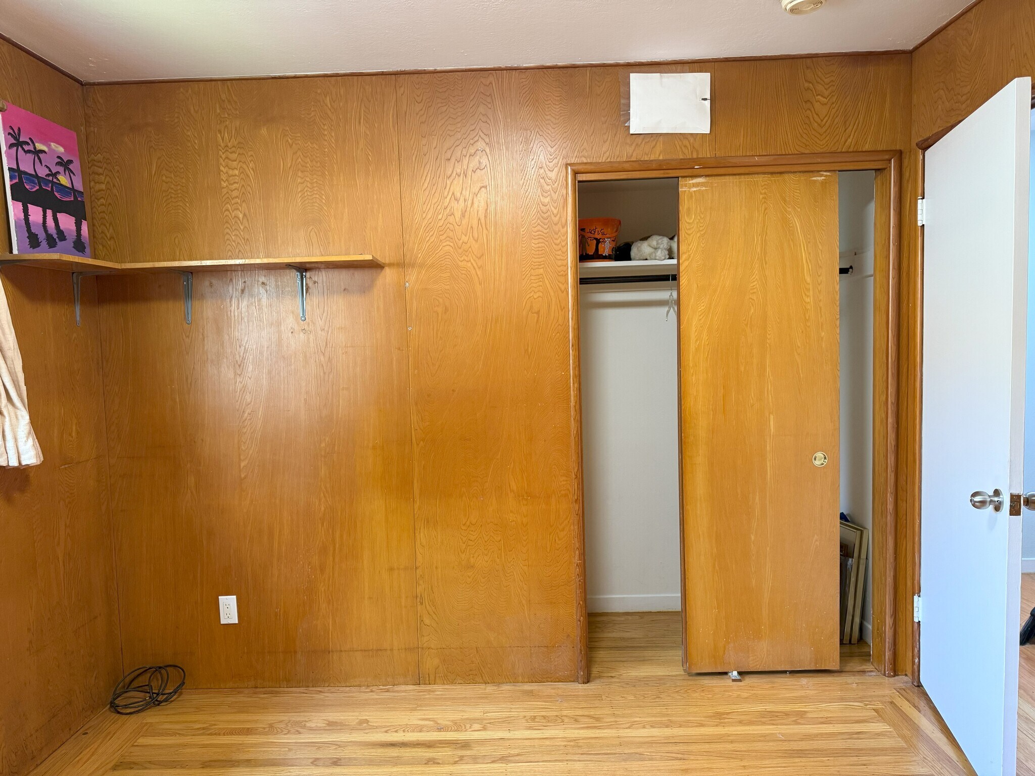 Building Photo - 945 Evergreen Ave